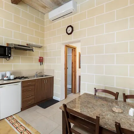 Quayside Apartments Marsaxlokk Exterior photo