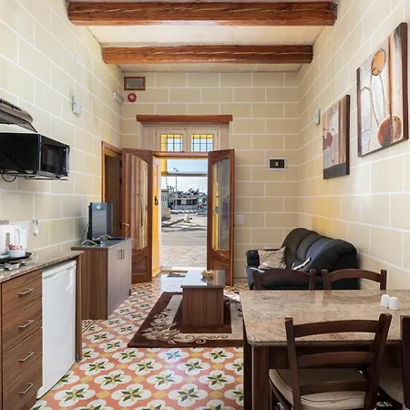 Quayside Apartments Marsaxlokk Exterior photo