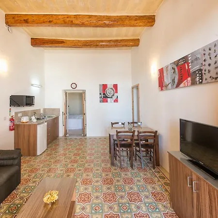 Quayside Apartments Marsaxlokk Room photo