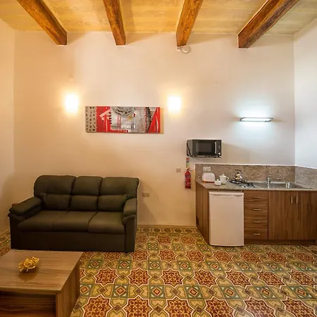 Quayside Apartments Marsaxlokk Room photo
